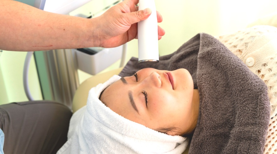 保険診療から美容ケアまで、幅広く対応